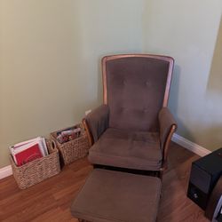 Academic Brown Rocking Chair