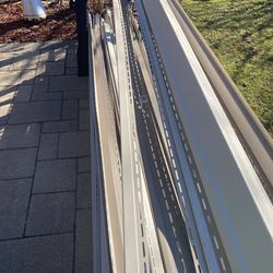 New vinyl siding trim molding , includes Outside corners / inside corners / starter strips / j channel / finish trim .