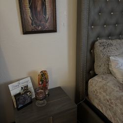 Queen Bedroom Set