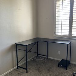 L Shaped Desk