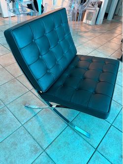 Amazing Barcelona Chair and Stool set (Real Leather)