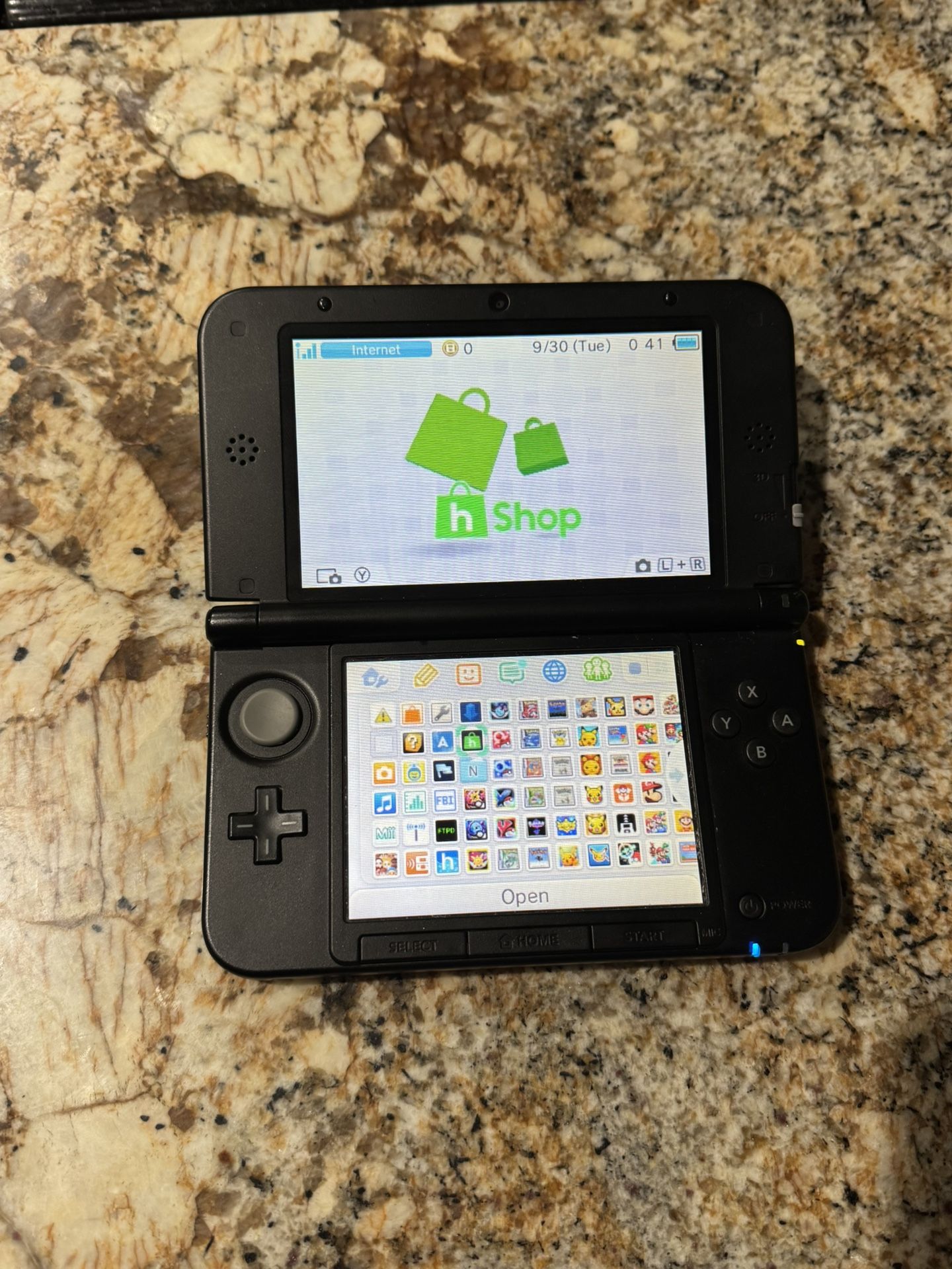 Nintendo 3DS XL (blue, w/hShop)