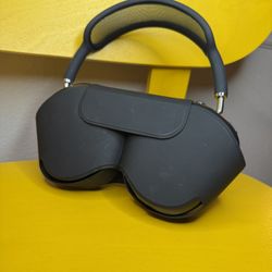 Airpods max lightning