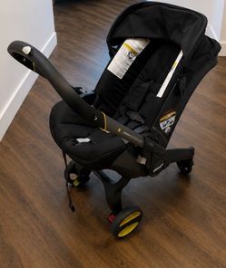 Doona Car Seat + Latch Base Travel System - Nitro Black