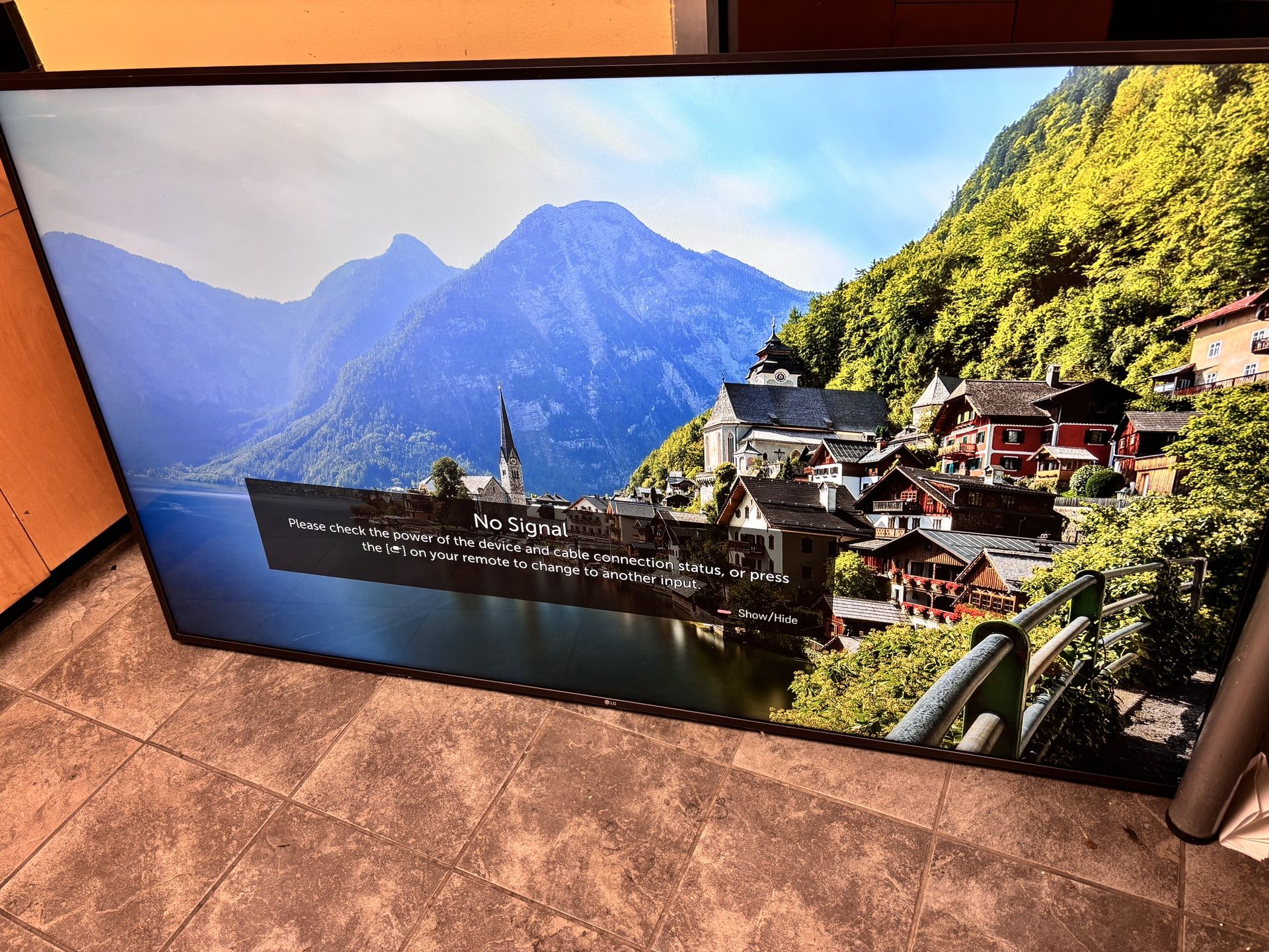 75 Inch LG $300