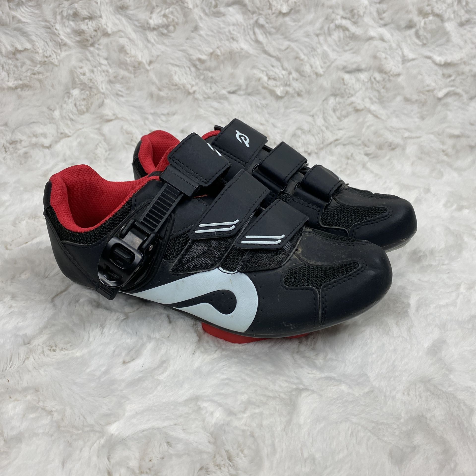 Peloton clip in cycling shoes size 38