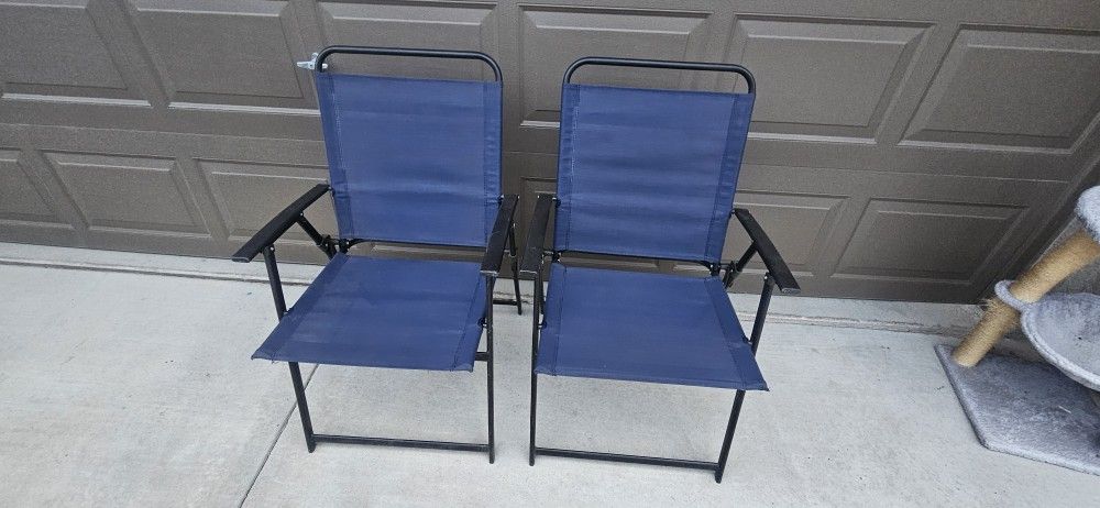 2 Matching Folding Chairs Great Shape