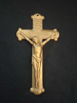 VINTAGE GOLD-TONE WALL CRUCIFIX – 7.5" | CLASSIC RELIGIOUS HOME DÉCOR