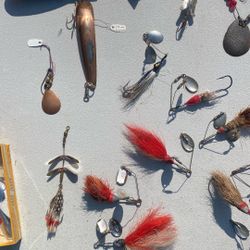 Vintage Very Old Fishing Gear Make Me An. Offer!