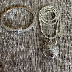GLD Iced Out Wolf Pendant and cluster Bracelet Set 