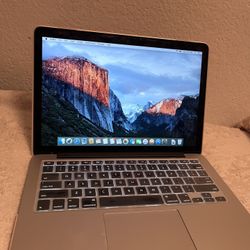 MacBook Pro 13” 