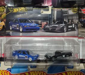 Hotwheels Nissan 2 Pack