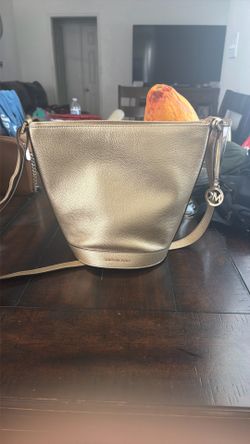Michael Kors Townsend Gold bag