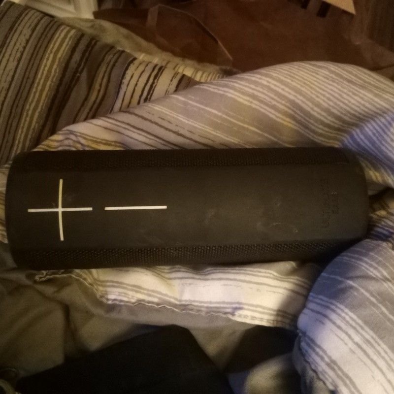 UE Boom Bluetooth Speaker