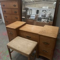 Vintage Room Furniture 