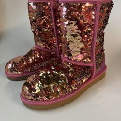 Women’s Ugg Classic Short Sequin Pink Boots Size 7 Like New