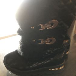 GIRLS SNOW BOOTS SIZE 6