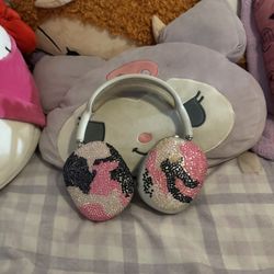 Silver Bedazzled Airpod Max 1