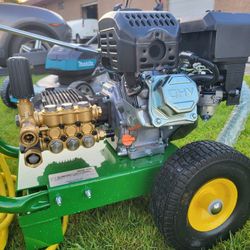 John Deere
3200 PSI 2.7 GPM Cold Water Gas Pressure Washer