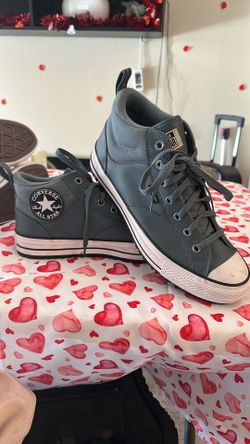 Men’s Converse Size 11 