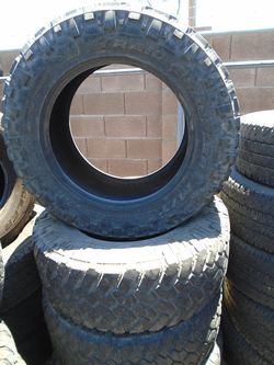 NITTO TRAIL GRAPPLER MUD TERRAIN LT35/12.5/20