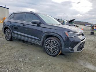 2025 Volkswagen Taos