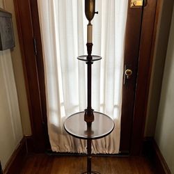 Vintage adjustable Ratchet Floor Lamp