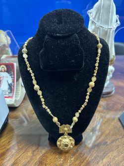 10k gold tambourine collectible items one of a kind nothing to find this items 32 inches pick up only!!