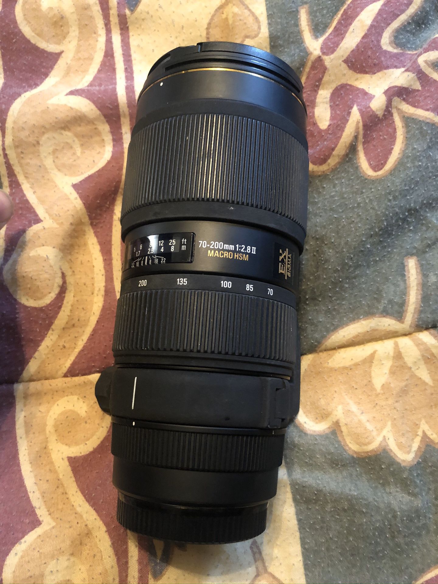Sigma APO HSM 70-200mm Lens 2.8 EF Mount for Canon