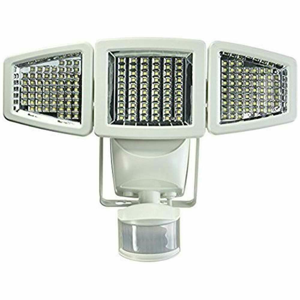 Sunforce Solar Triple Head Motion Activated Security Light 1500 Lumens