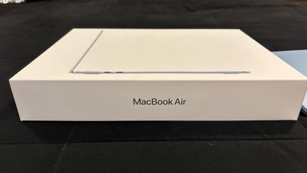 MacBook Air M4 13inch 256GB Like New