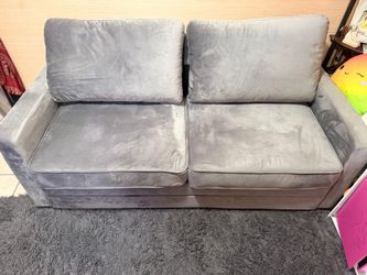 Se vende sofa cama full nievo $300
