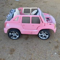Power Wheels Barbie Cadillac Escalade