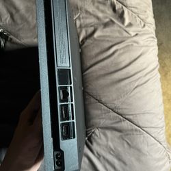 PS4 Slim