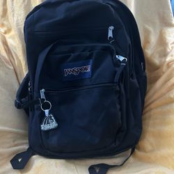 Delta College Backpack Bundle