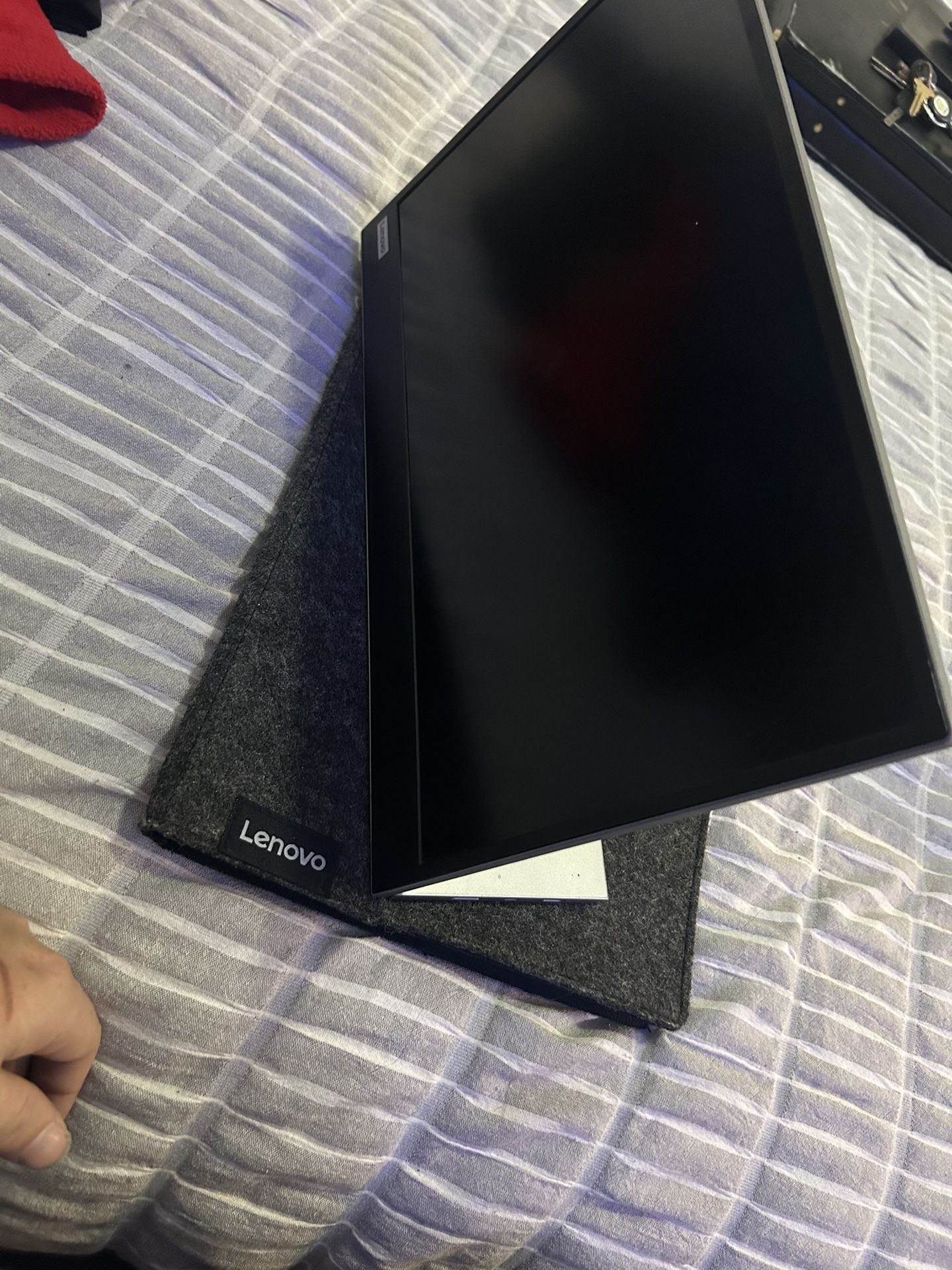 Lenovo Portable Monitor Screen
