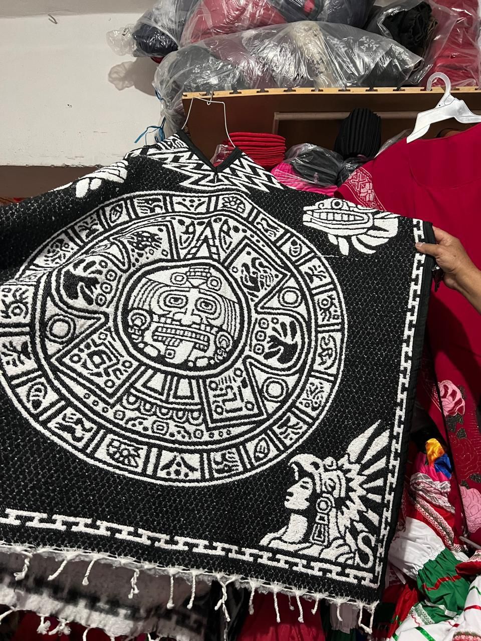 Poncho 5