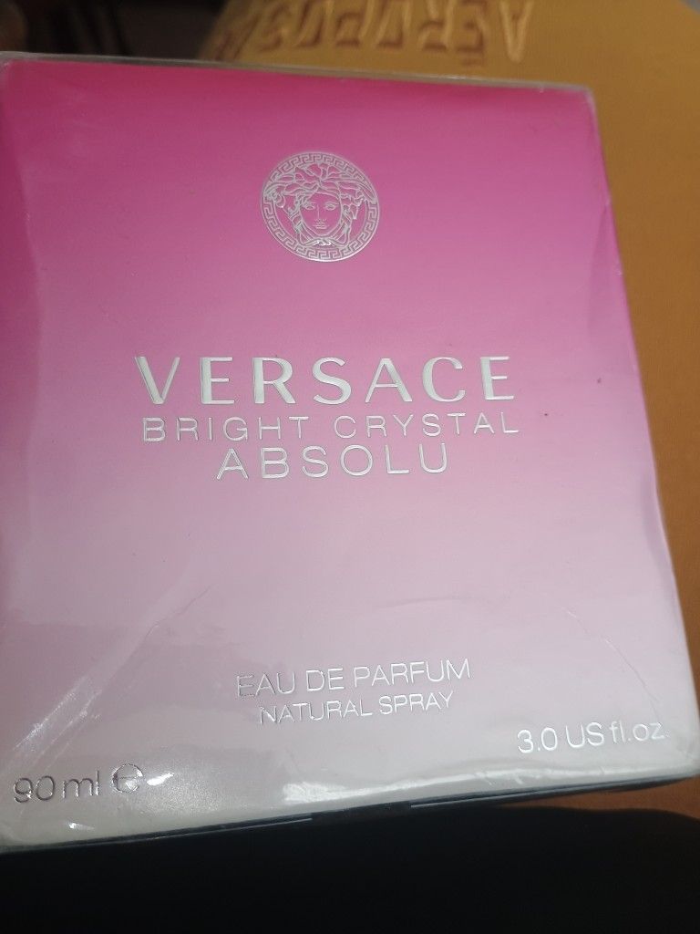 Pink Versace perfume 3.0 Oz