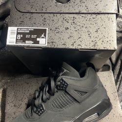 Jordan 4 Black Cat 8.5