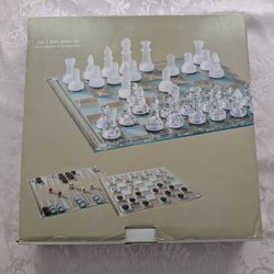 3-in-1 glass game set