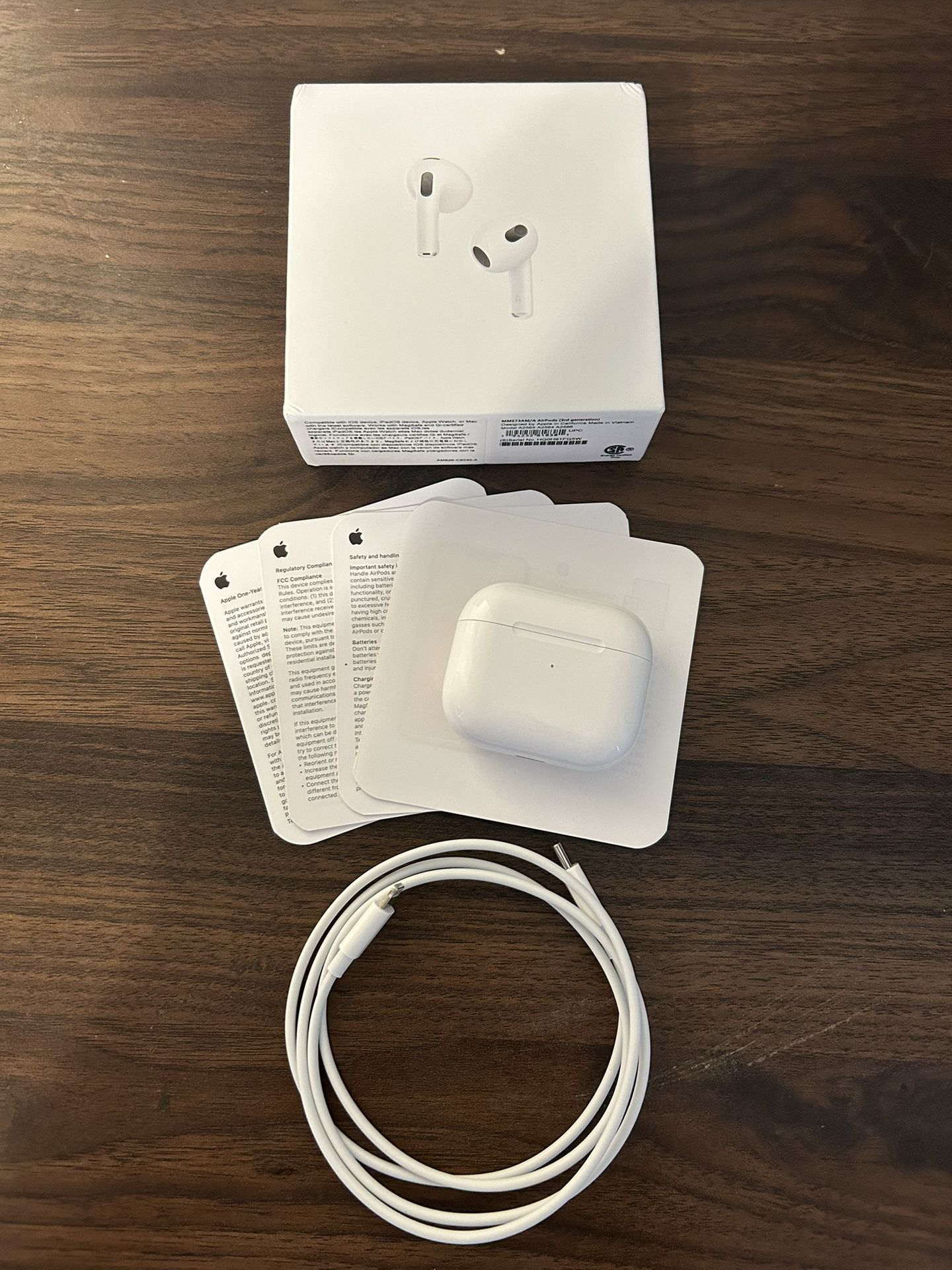 Apple AirPods 3rd Gen Like New 