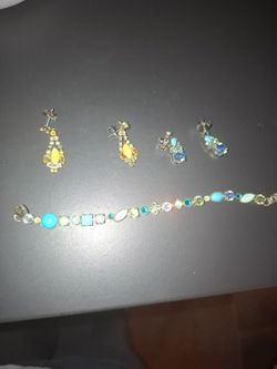 Sorrelli earrings and bracelet