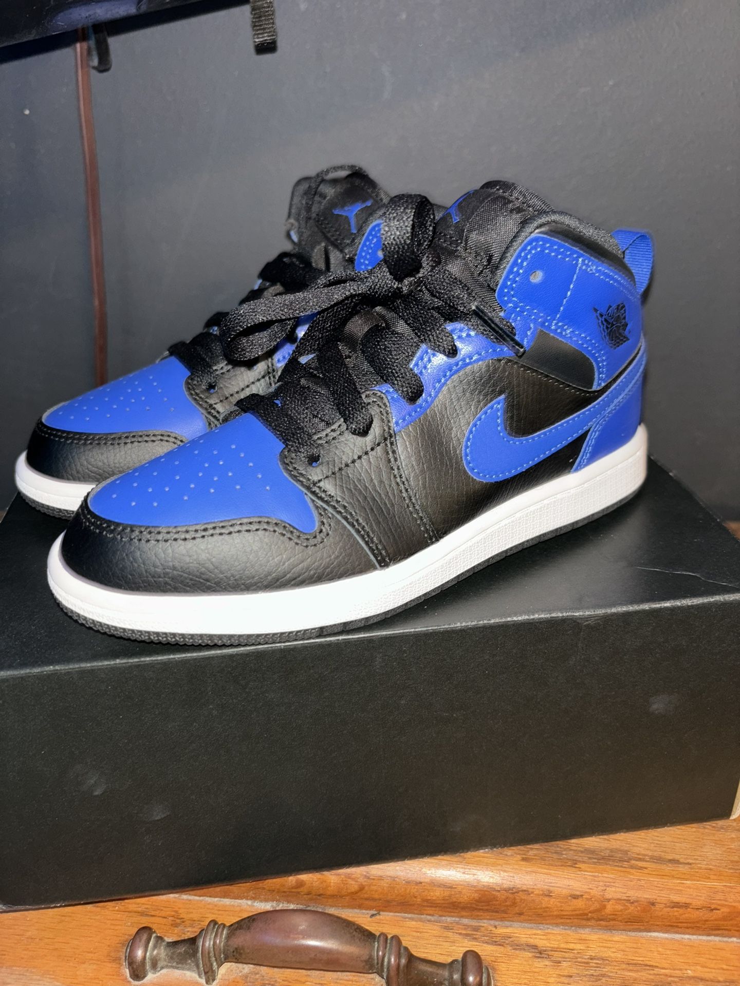 Jordan Hyper Royal Tumbled 2y 