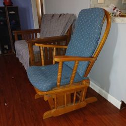 Rocking Chair 