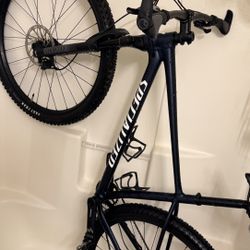 Large Used Like A New 