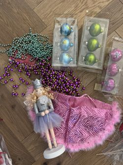 Ornaments Glass, Nutcracker, Tree Skirt And Bunting