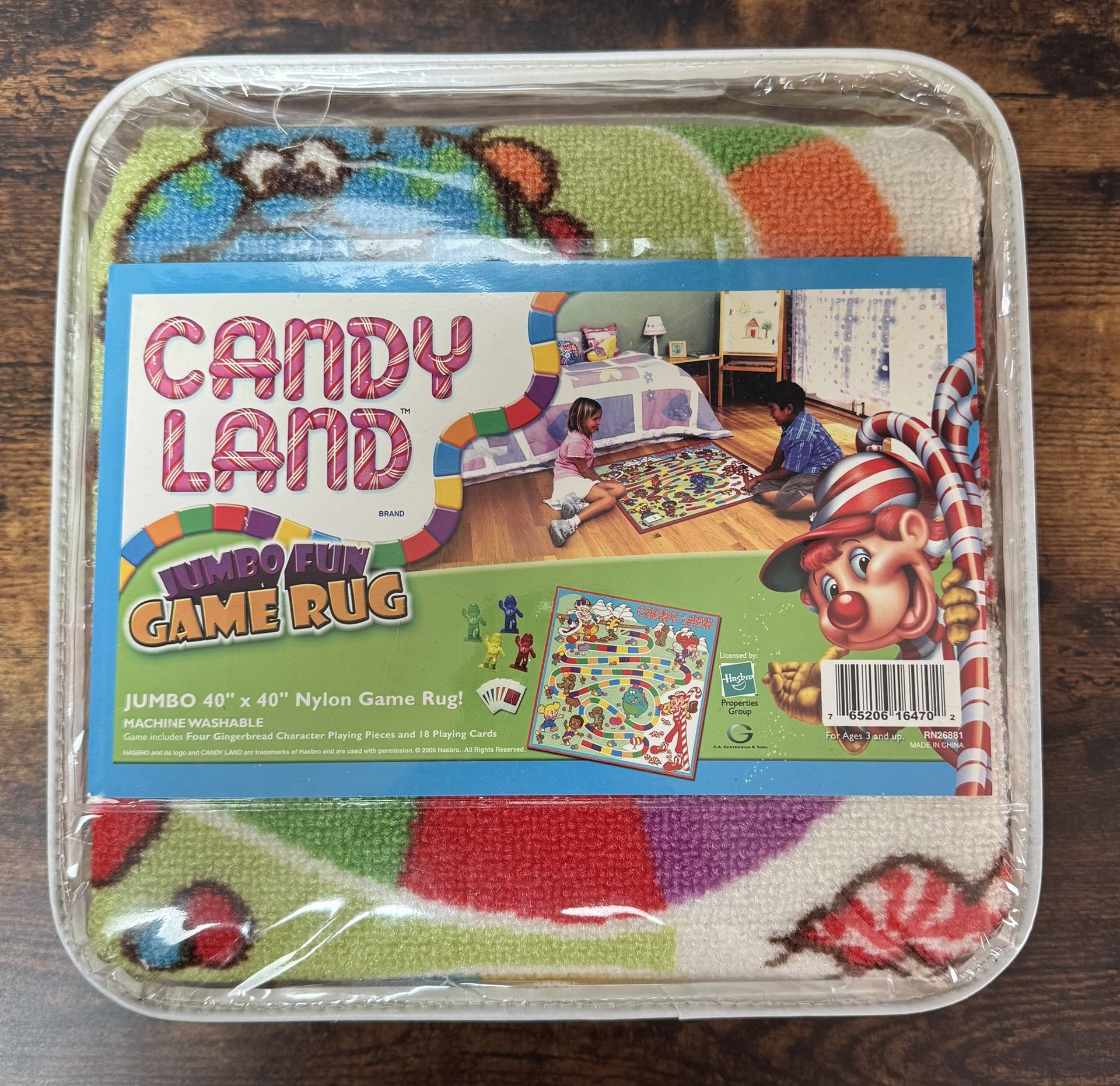 Large Candy Land Oversized never used w 40”x40” Rug Game Board zipper on case non working just $20