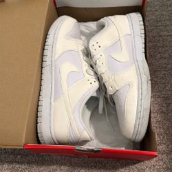 Nike Dunks 