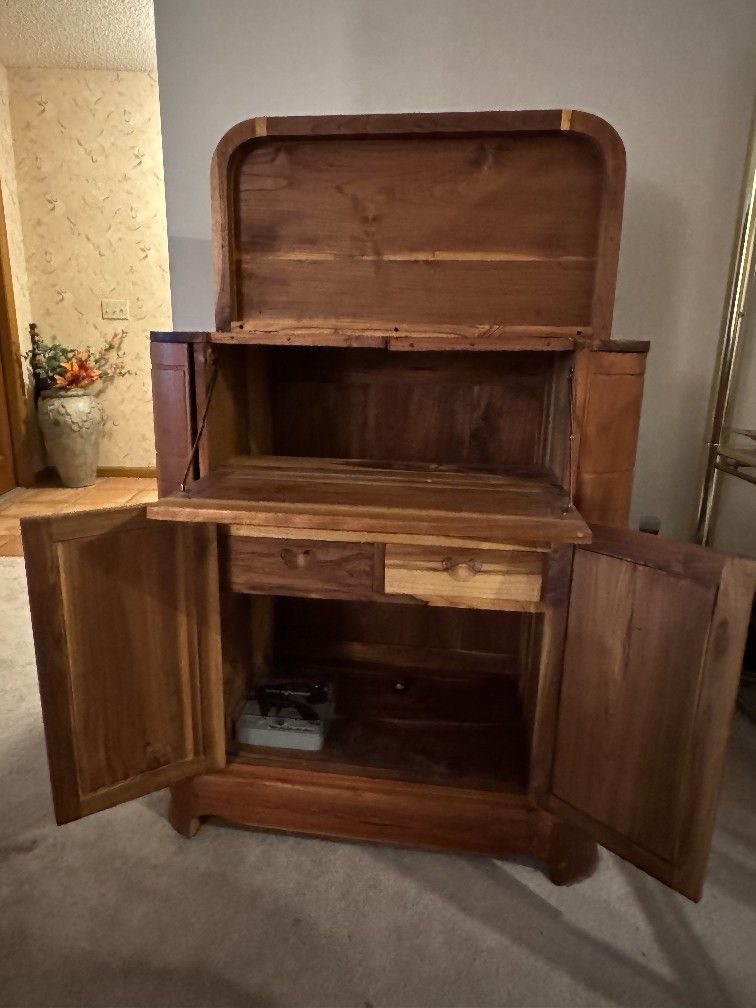 Moving Sale