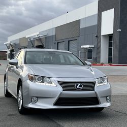 2013 Lexus ES300h 46k MILES ONLY 